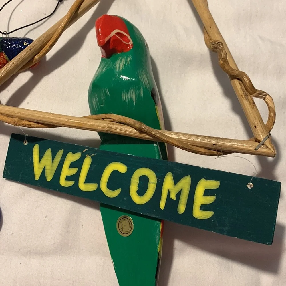 Parrots 🦜 - Picture 5 of 12